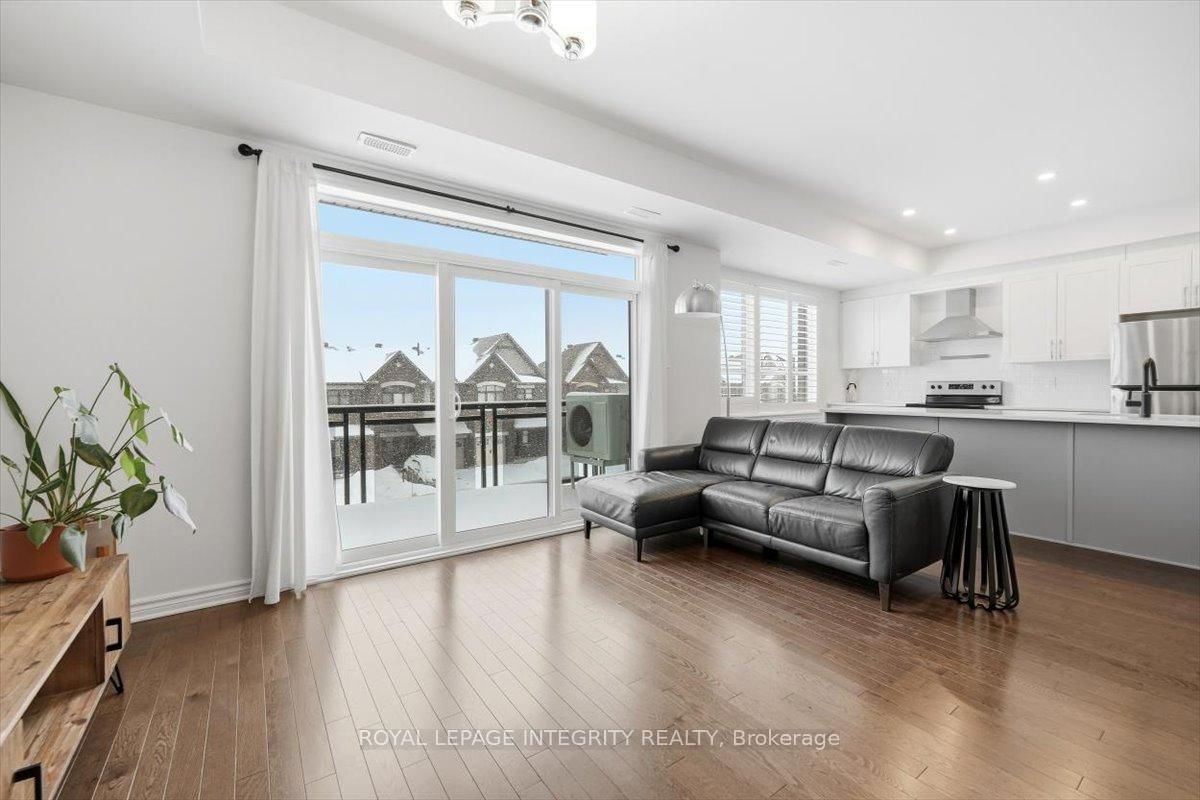 359 Axis Way • Ottawa, ON photo 11