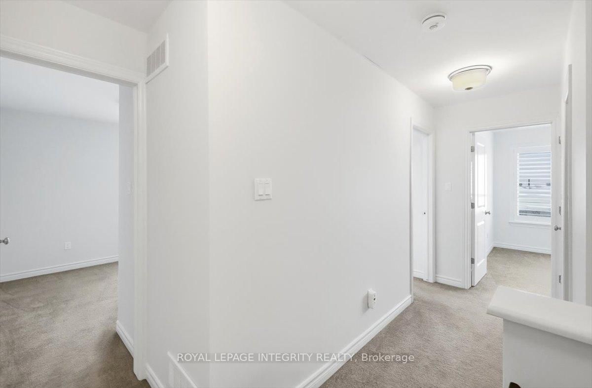 359 Axis Way • Ottawa, ON photo 16