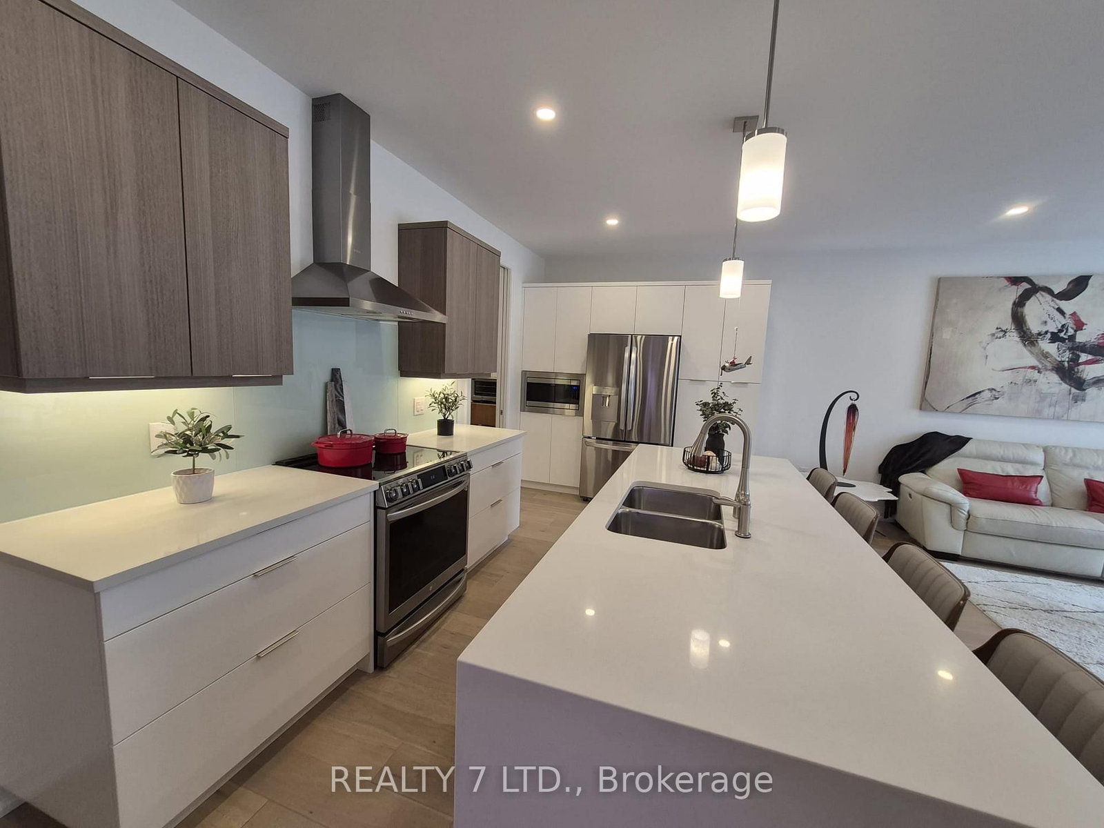 9150 Willoughby Drive, Unit 40 - Photo 14