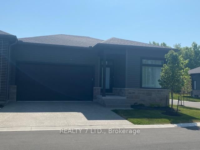 9150 Willoughby Drive, Unit 40 - Photo 2