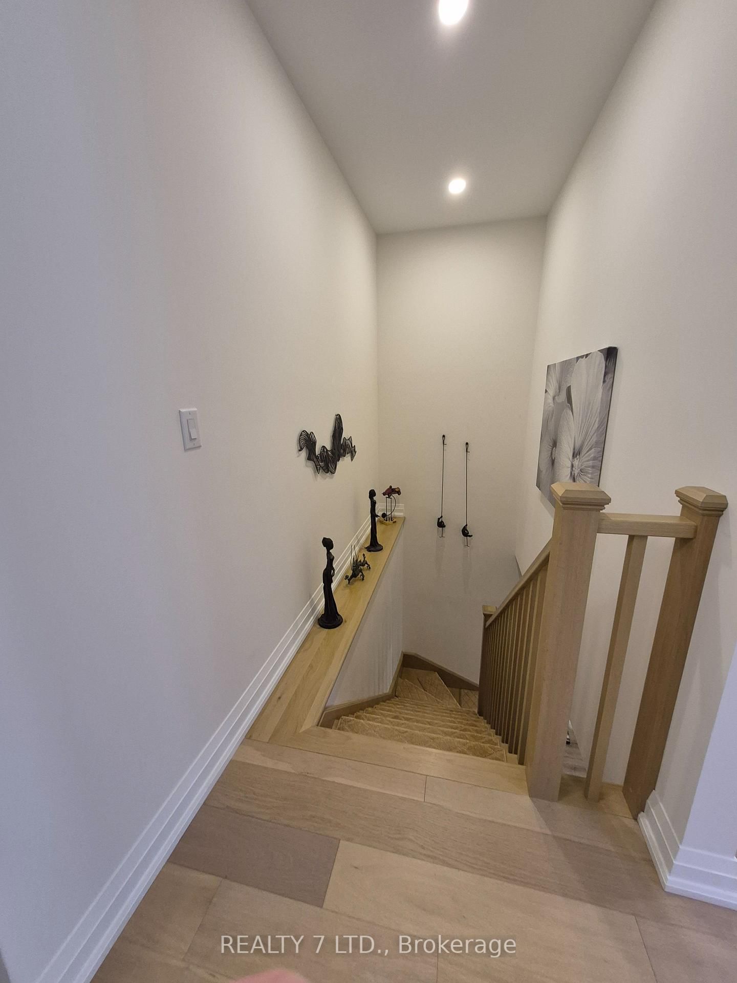 9150 Willoughby Drive, Unit 40 - Photo 27