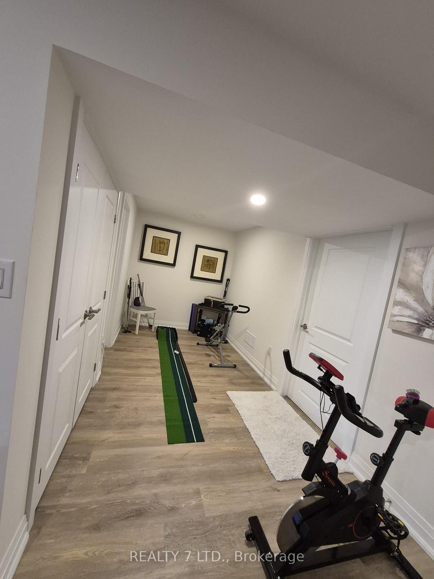 9150 Willoughby Drive, Unit 40 - Photo 32