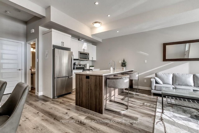 82 - 275 Callaway Road