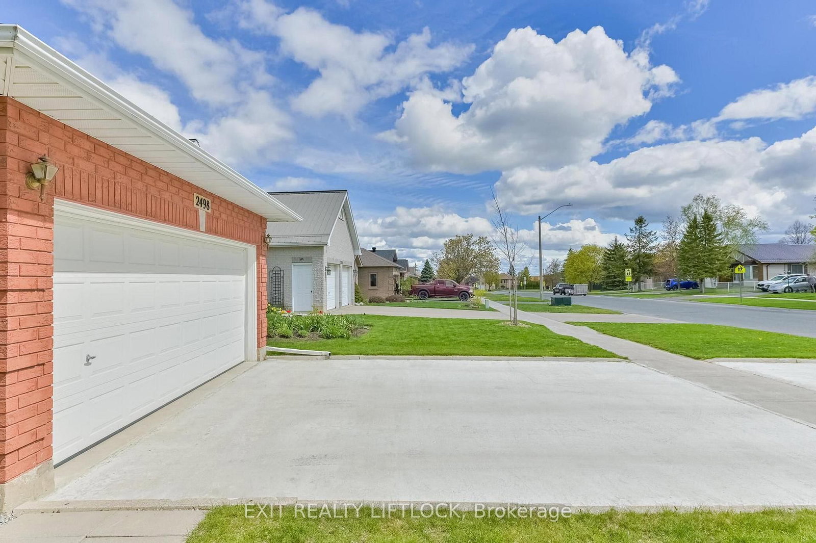 Listing Image 3