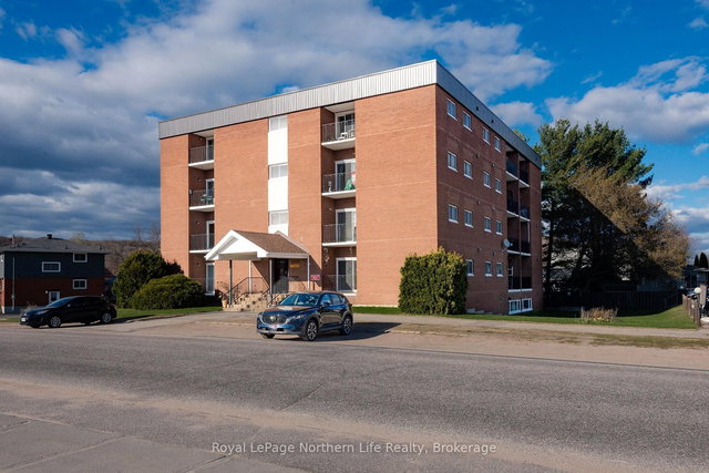 203 - 122 Giroux Street