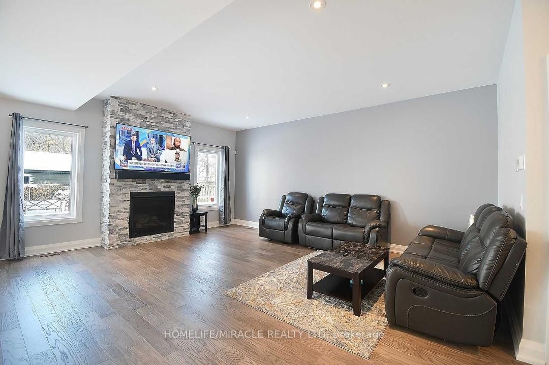 5641 Temperance Avenue - Photo 10