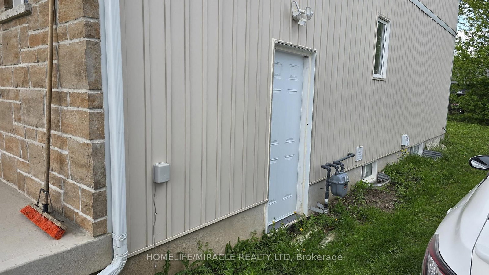 5641 Temperance Avenue - Photo 25