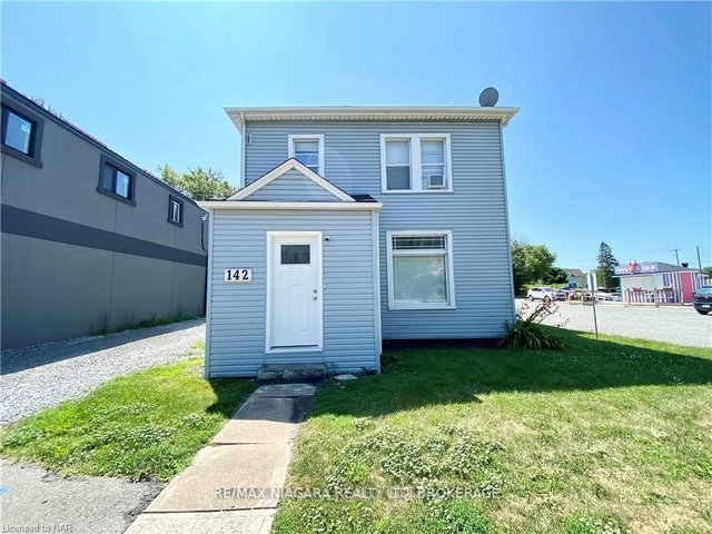 Rear Unit - 142 MAIN Street W
