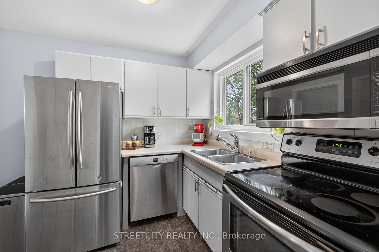 825 Dundalk Drive, Unit 30 - Photo 15