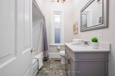 91 French Drive • Mono, ON photo 9