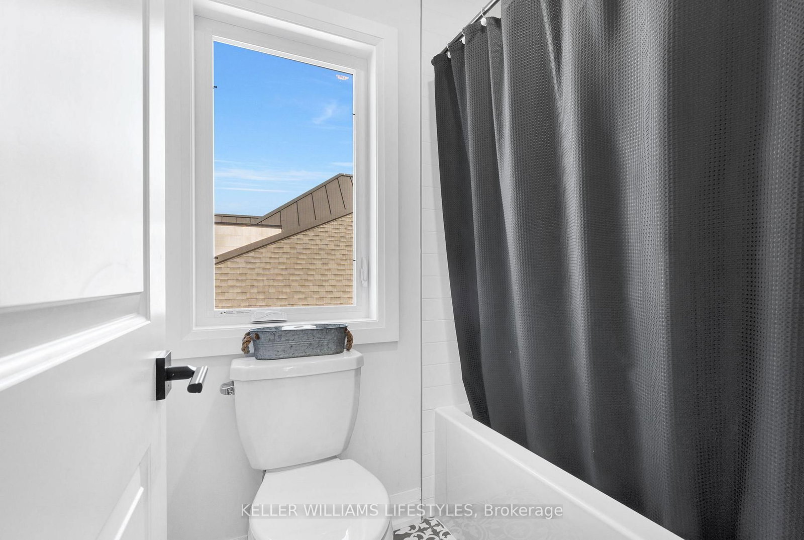 1724 Upper West Avenue - Photo 29