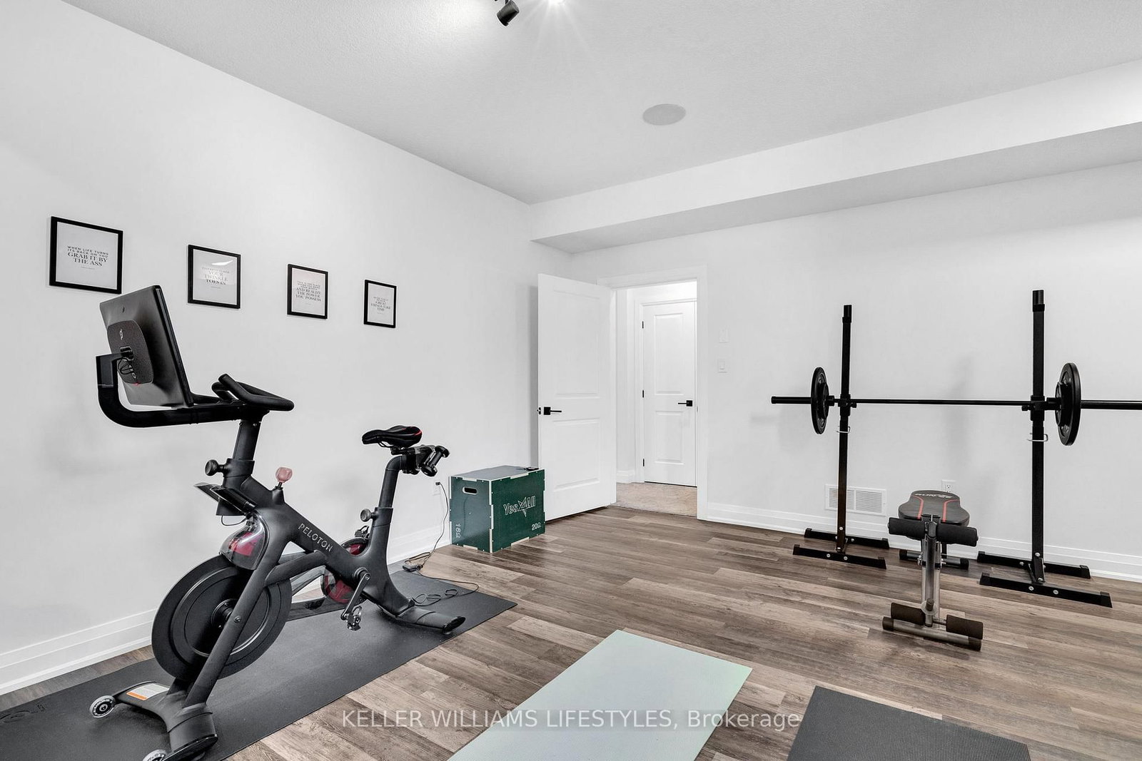 1724 Upper West Avenue - Photo 35