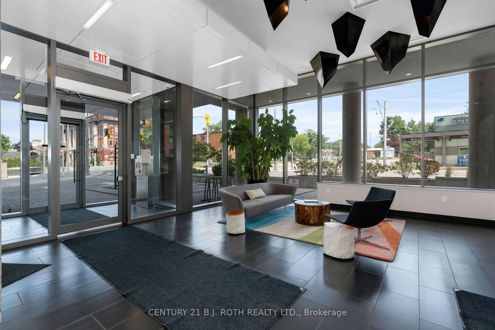 85 Duke Street W, Unit 1507 - Photo 18
