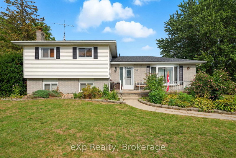 10 Burgess Crescent, Hamilton Township