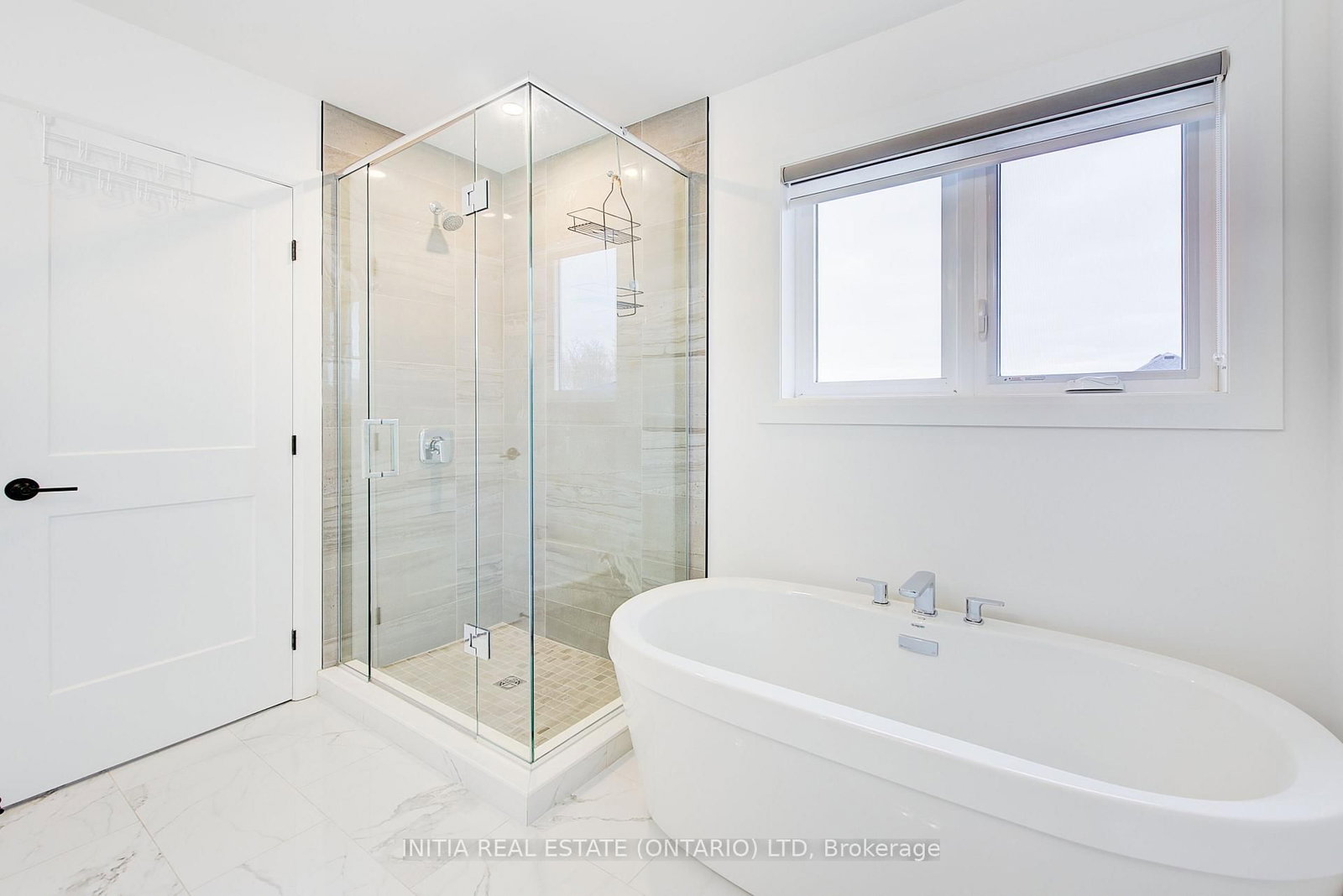 1891 Applerock Avenue - Photo 32