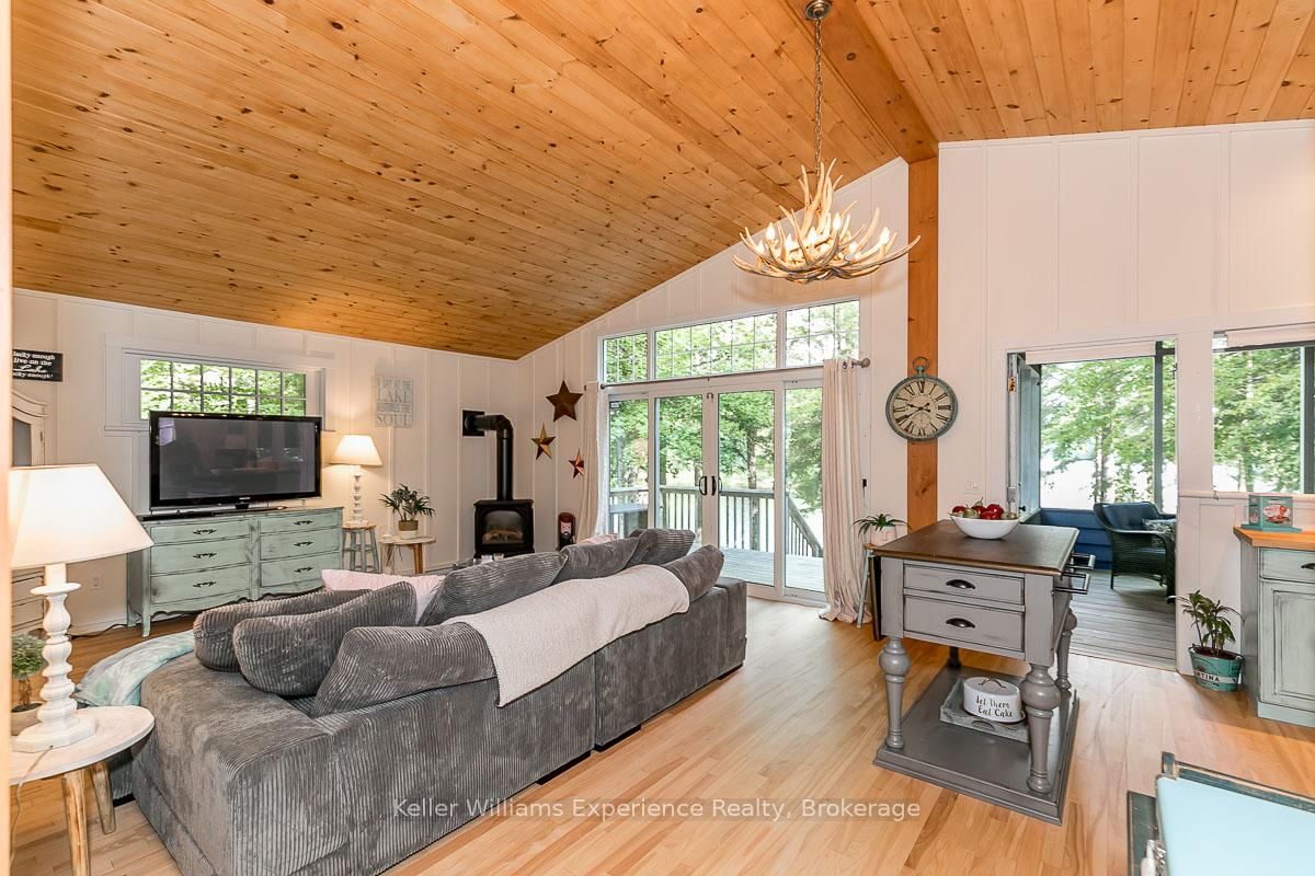 1123 Stone Gate Lane • Bracebridge, ON photo 12