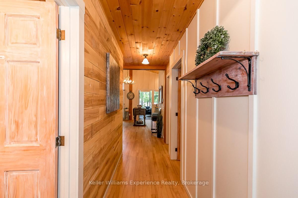 1123 Stone Gate Lane • Bracebridge, ON photo 9