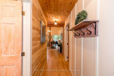 1123 Stone Gate Lane • Bracebridge, ON photo 9