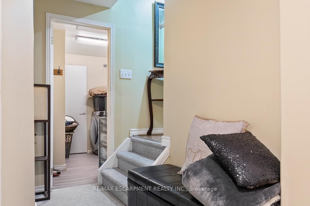 45 Hawkins Drive • Cambridge, ON photo 35
