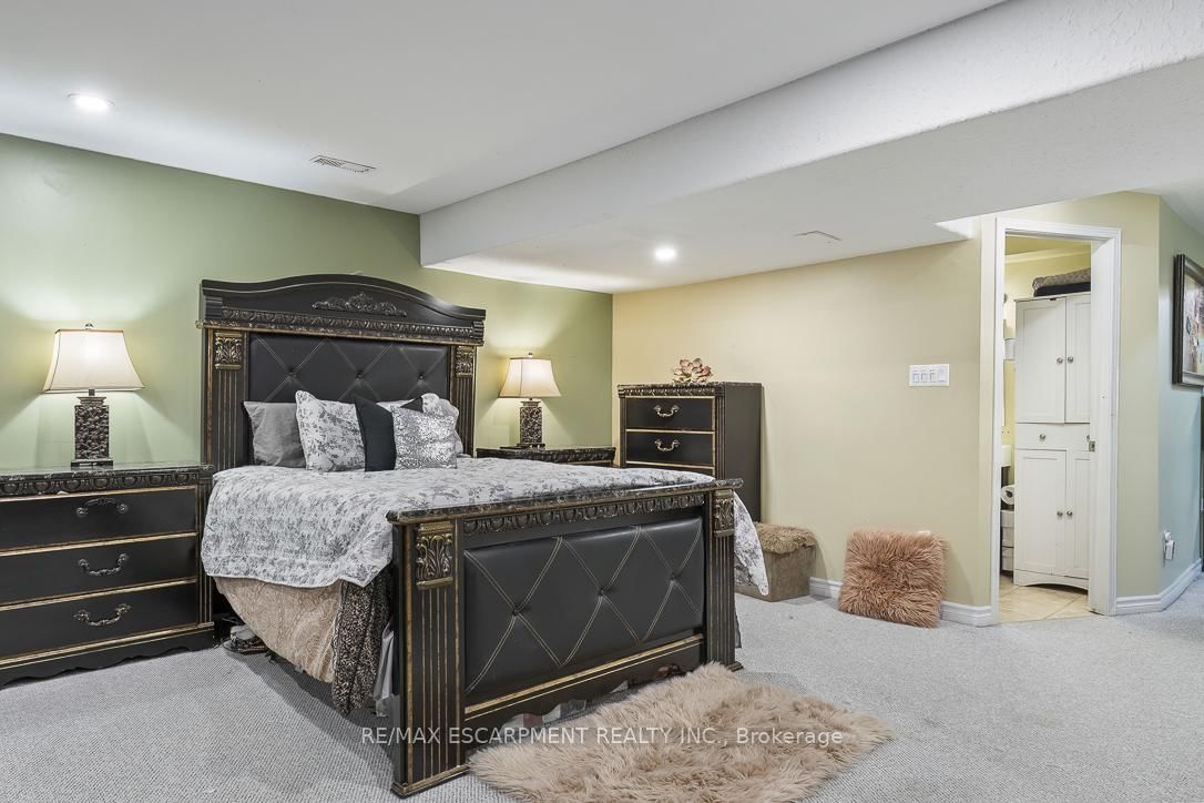 45 Hawkins Drive • Cambridge, ON photo 38