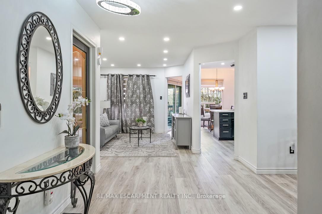 45 Hawkins Drive • Cambridge, ON photo 4