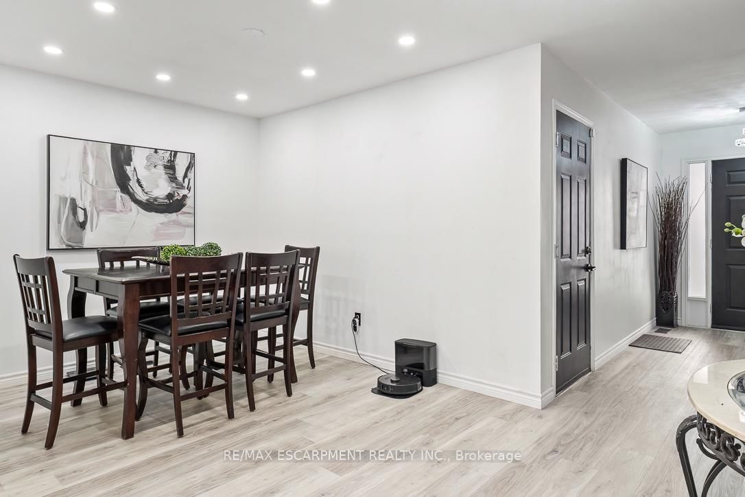 45 Hawkins Drive • Cambridge, ON photo 7