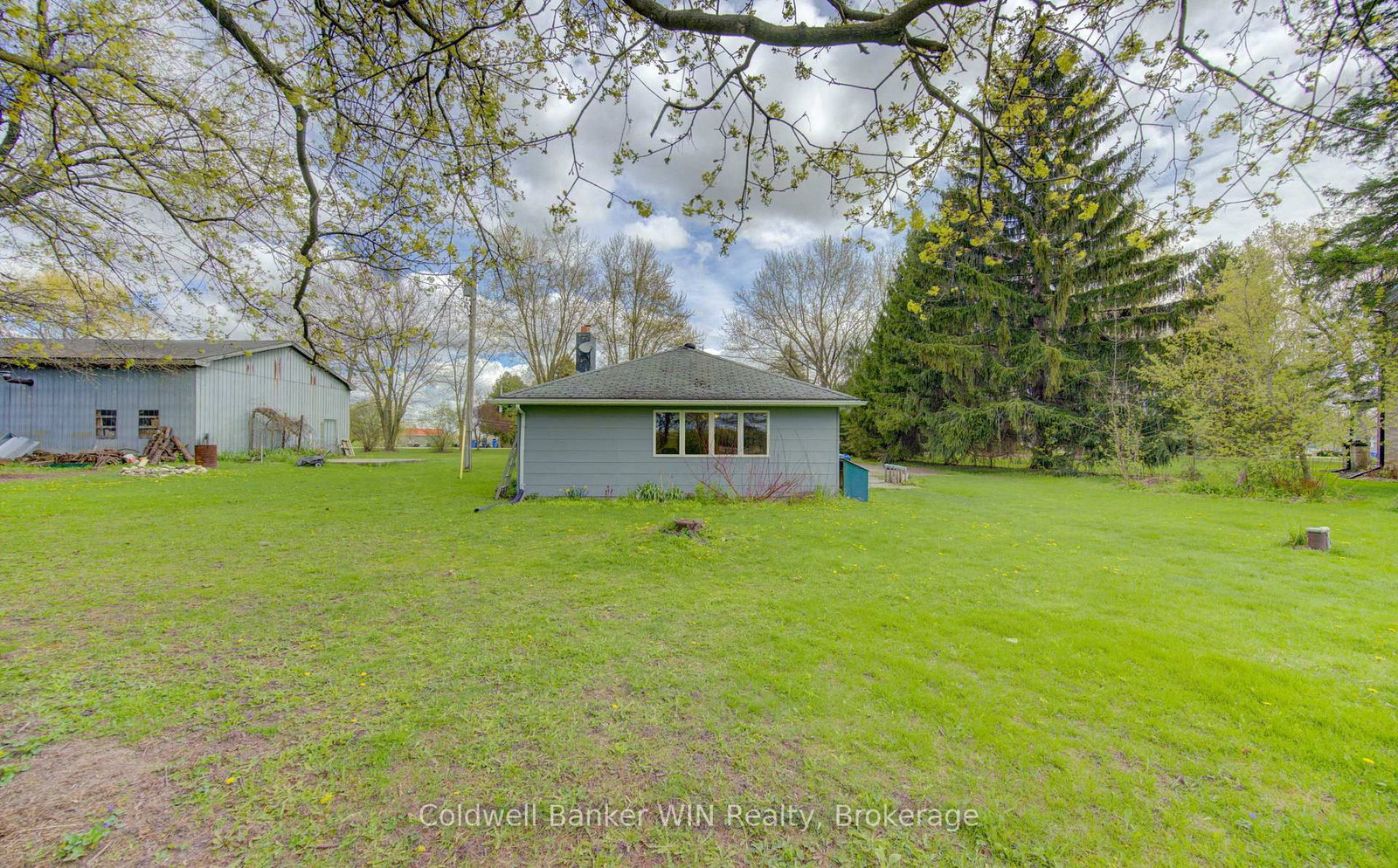 186 Mcfarlin Drive • West Grey, ON photo 39