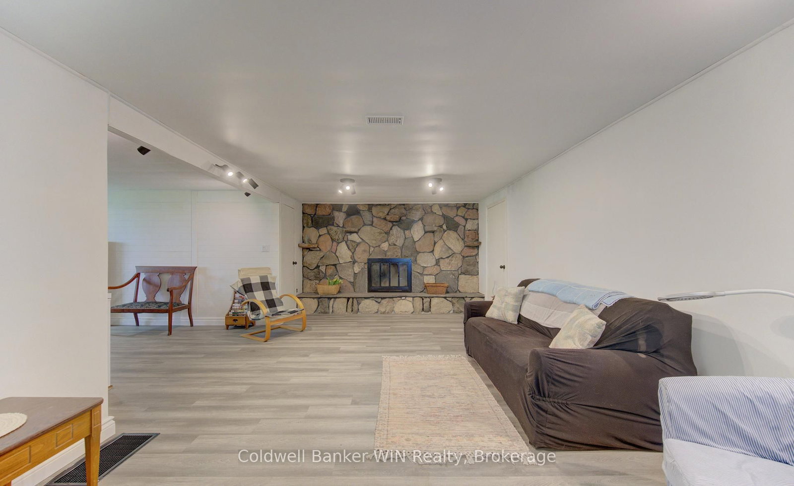 186 Mcfarlin Drive • West Grey, ON photo 5