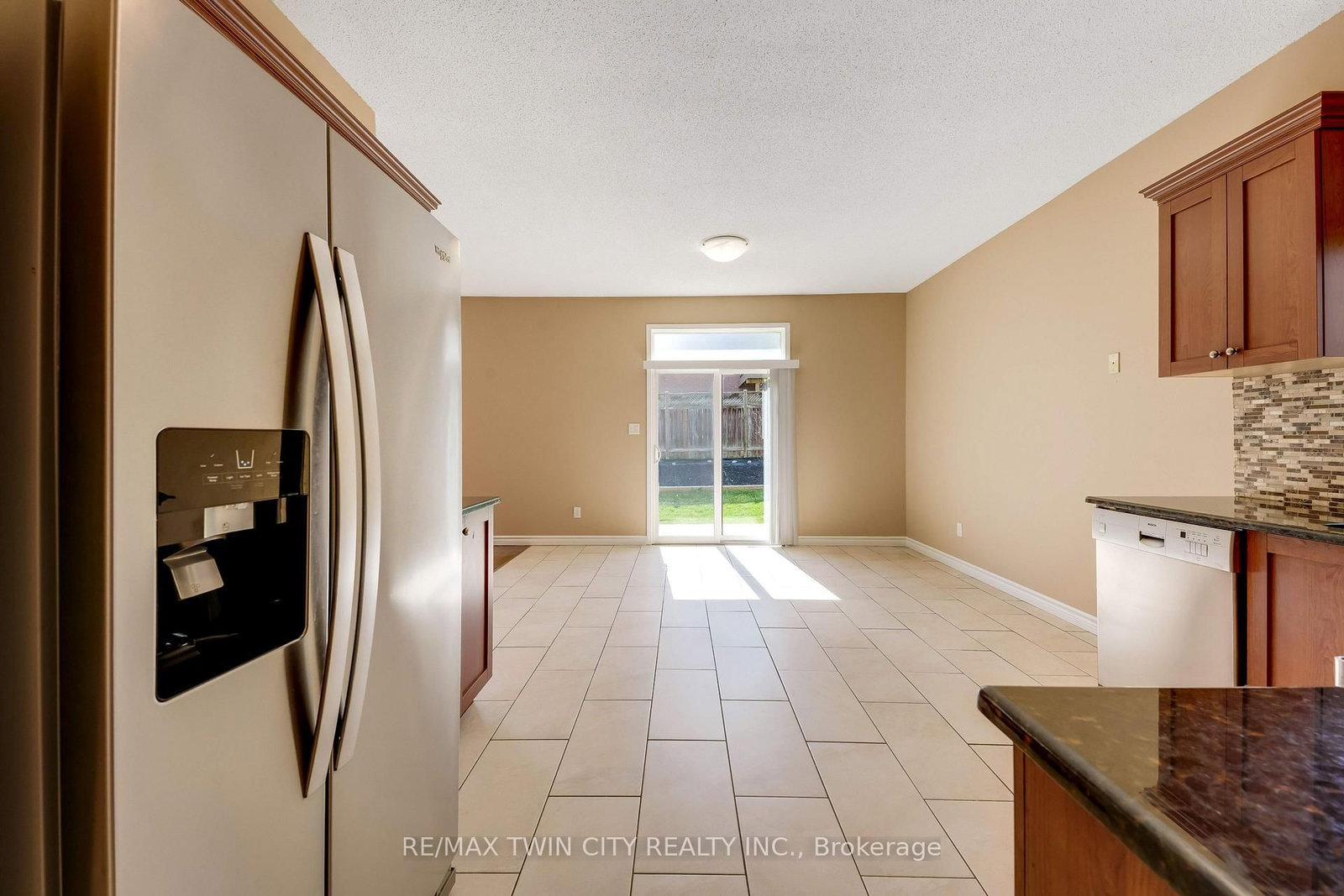 15 Isabella Street - Photo 14