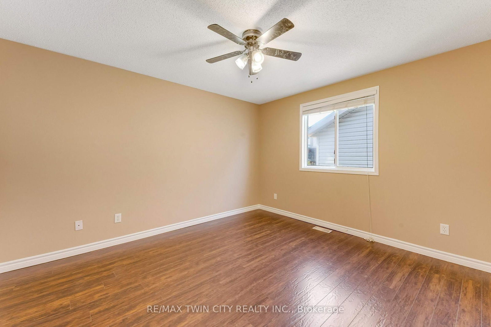 15 Isabella Street - Photo 27