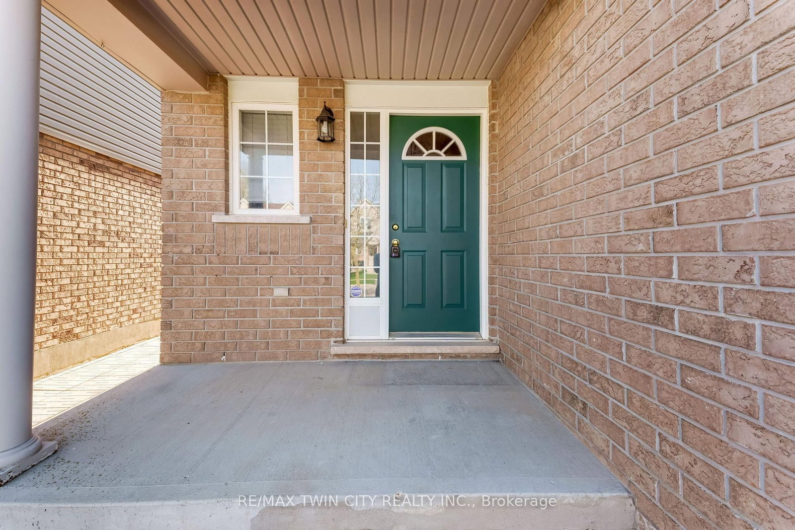 15 Isabella Street - Photo 3