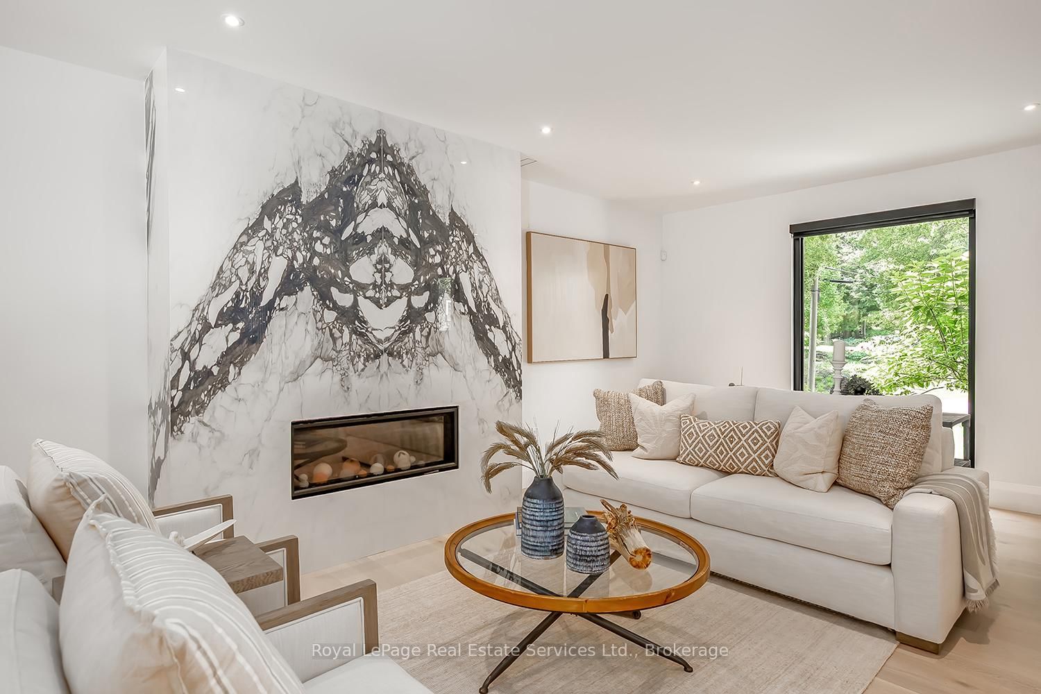 111 Judith Crescent - Photo 6