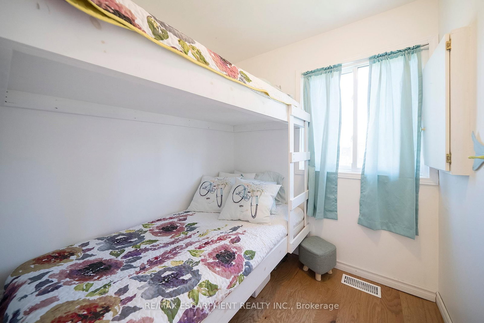 21 FERRIS Street • Norfolk, ON photo 16