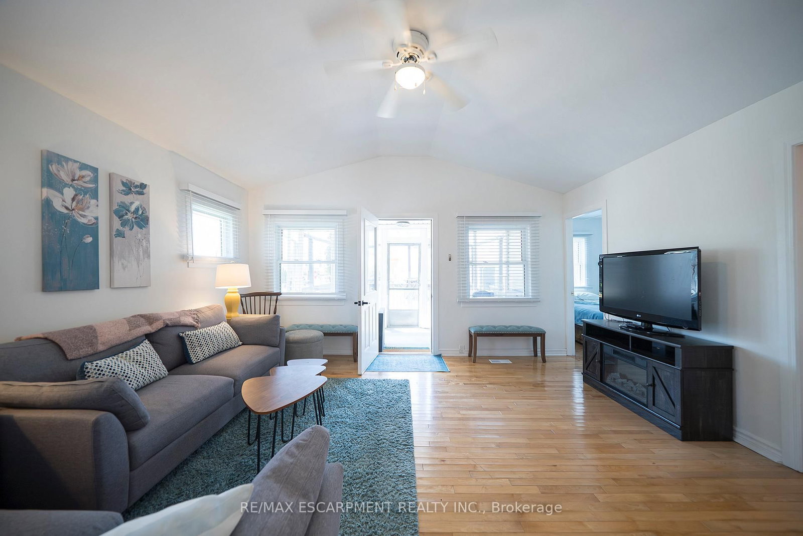 21 FERRIS Street • Norfolk, ON photo 7