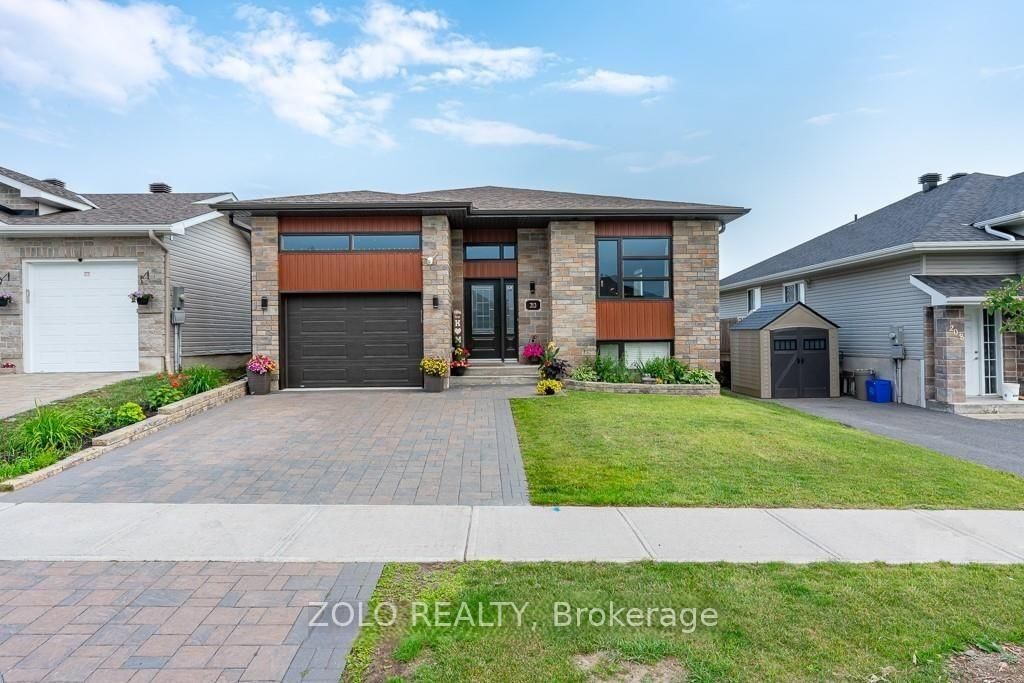 212 Bellwood Drive • Cornwall, ON photo 1