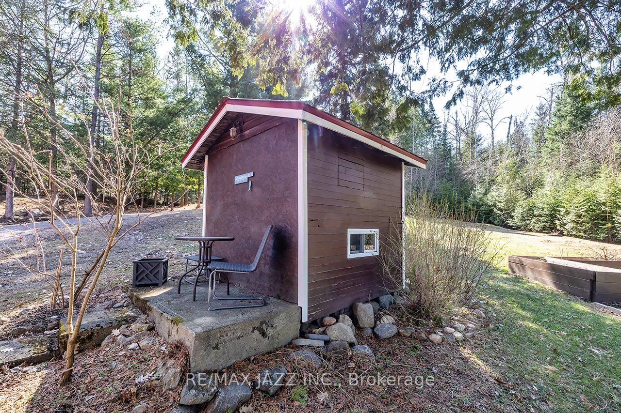 37343 N Highway 62 • Maynooth, ON photo 40