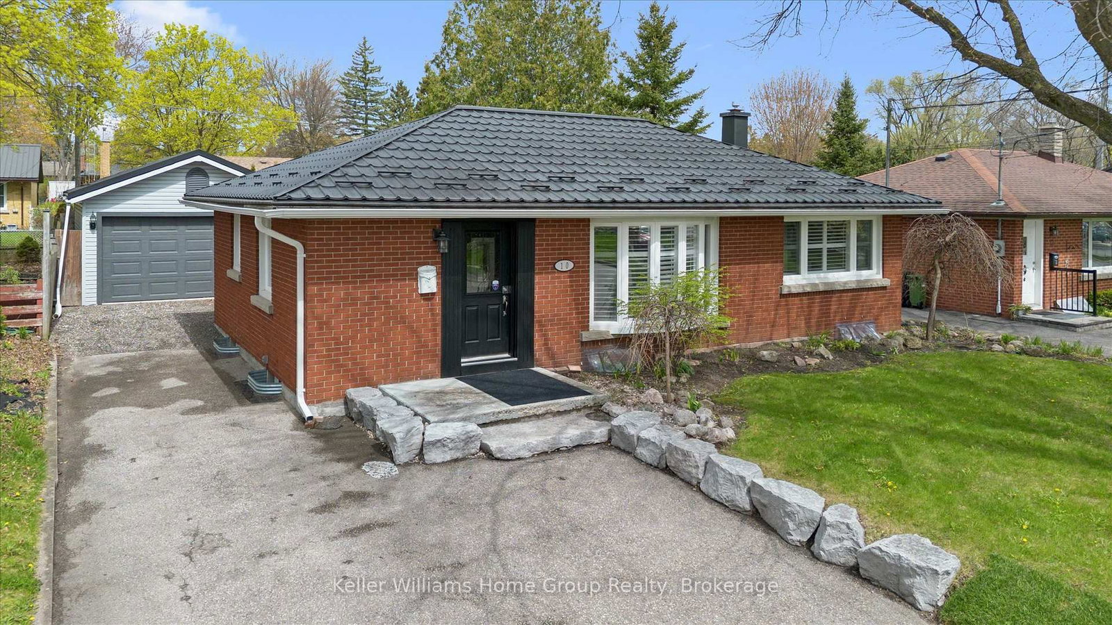 10 Sumac Place - Photo 2