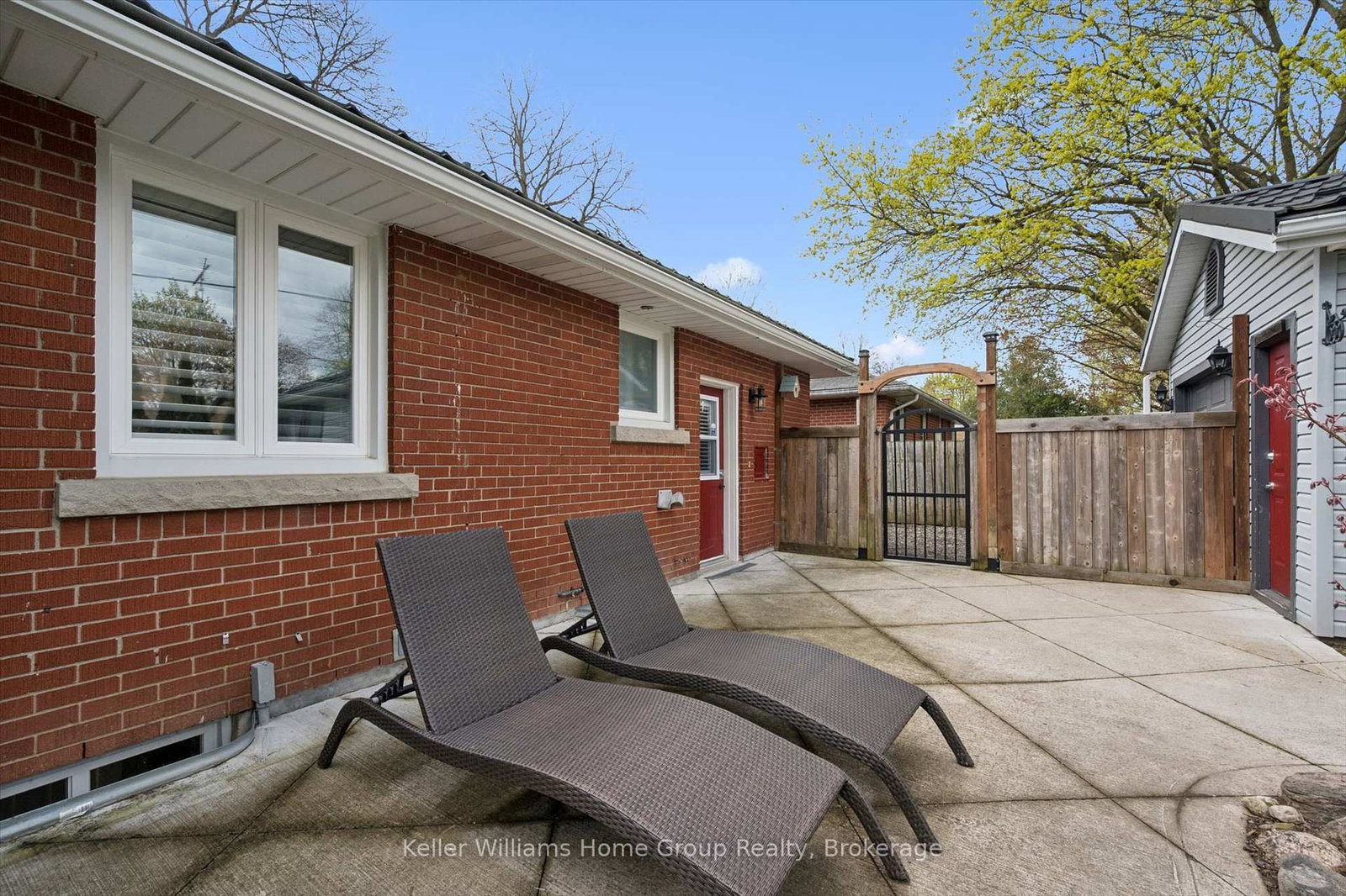 10 Sumac Place - Photo 35