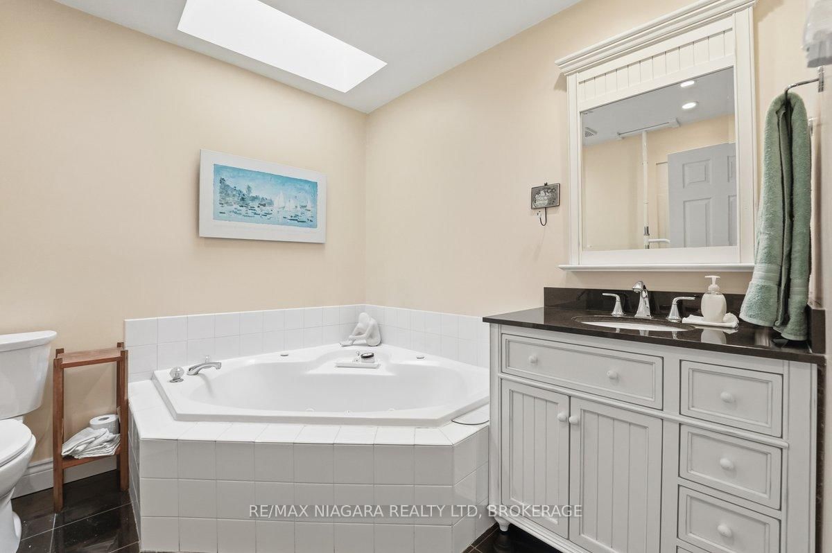 5 Lakeside Drive W, Unit 23 - Photo 21