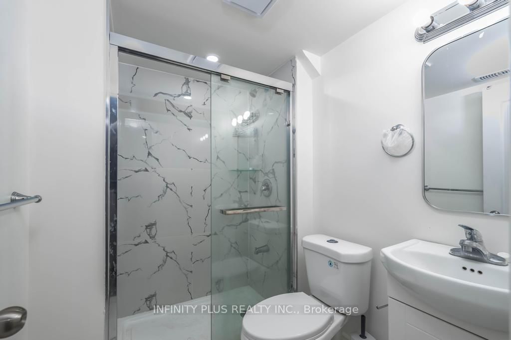 180 St Jerome Crescent - Photo 19