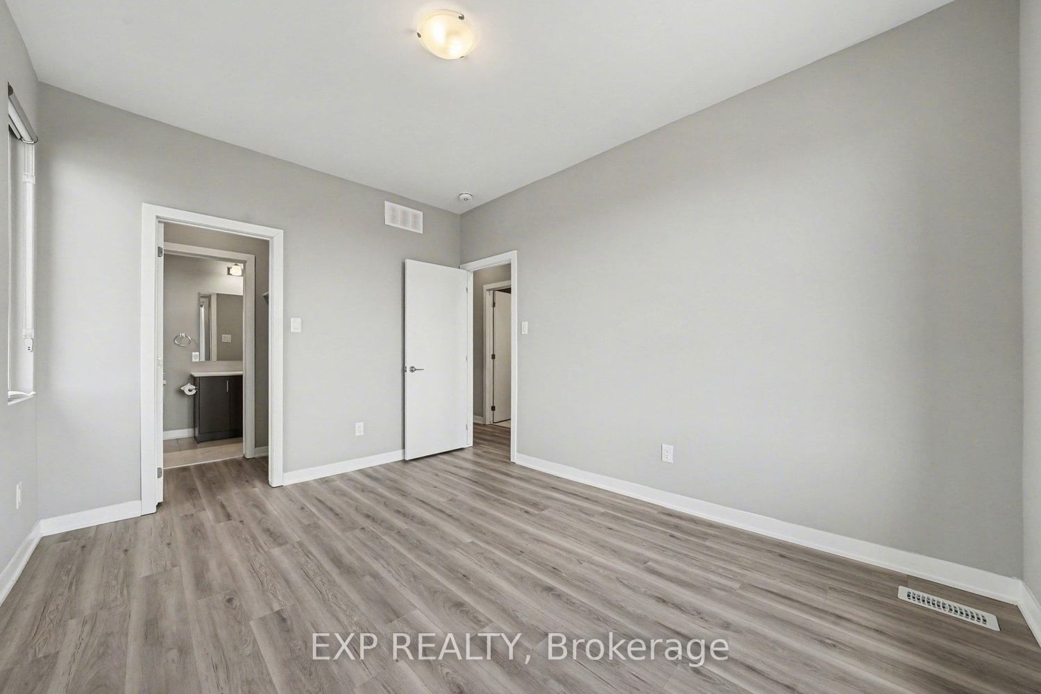 2383 Tenth Line, Unit B - Photo 7