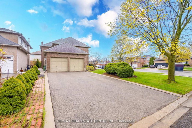 25 Highbury Drive