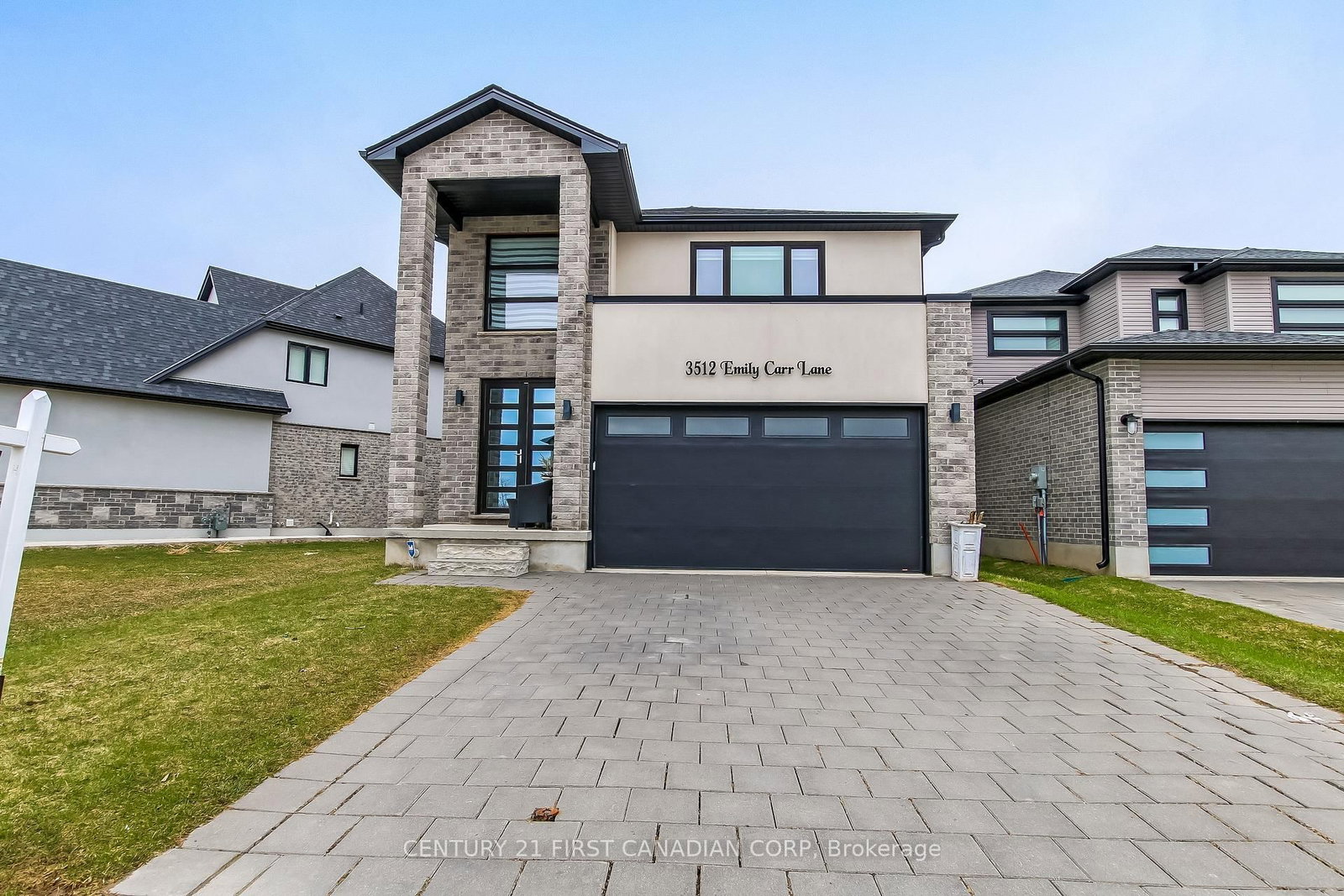 3512 Emilycarr Lane, London South