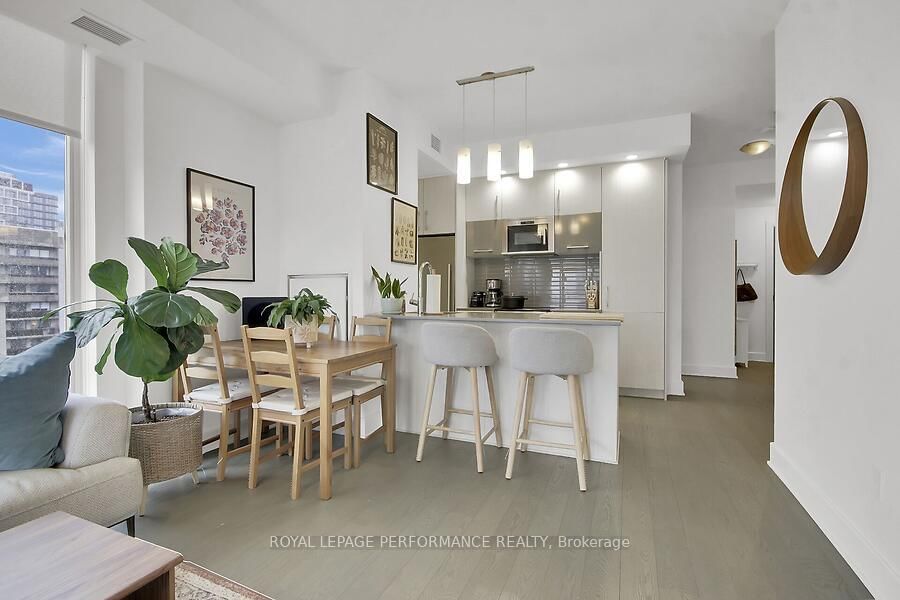 255 Bay Street, Unit 1602 - Photo 17