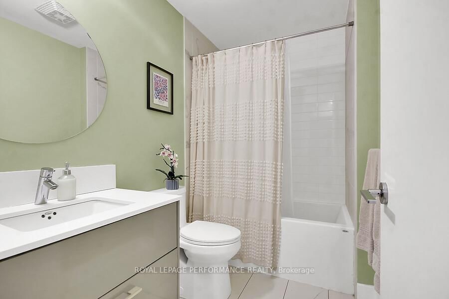 255 Bay Street, Unit 1602 - Photo 22