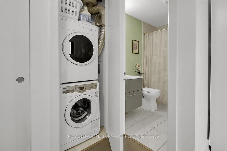 255 Bay Street, Unit 1602 - Photo 26