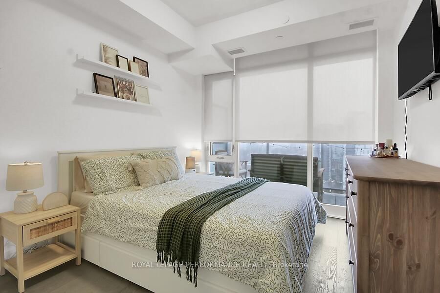 255 Bay Street, Unit 1602 - Photo 27