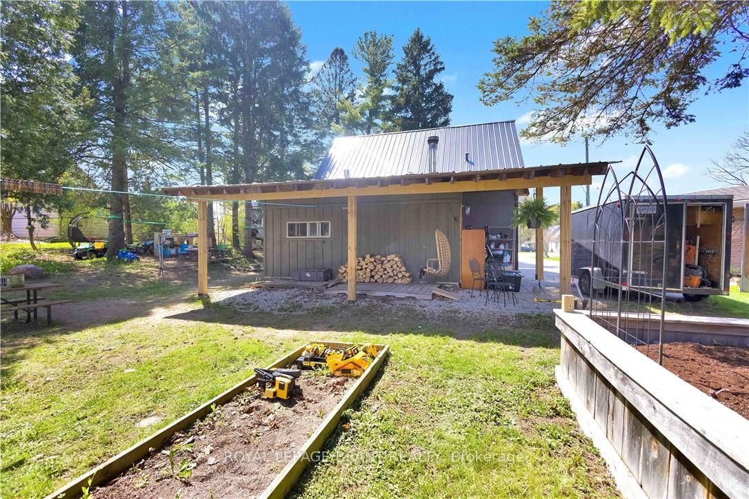 6 Churchill Drive - Photo 33
