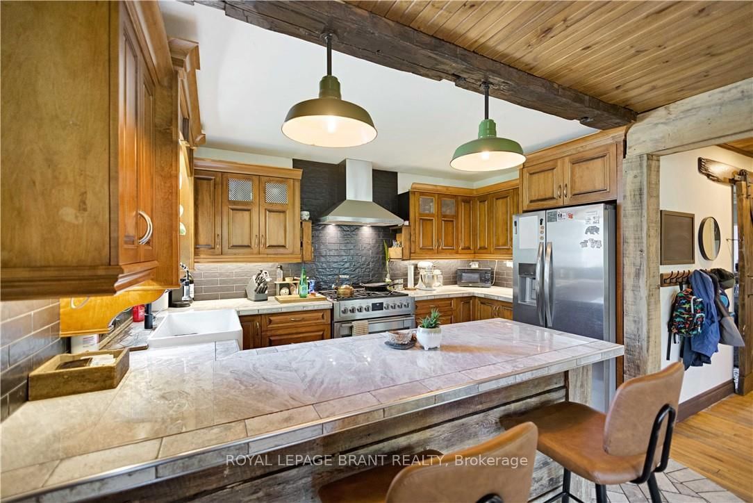 6 Churchill Drive - Photo 9