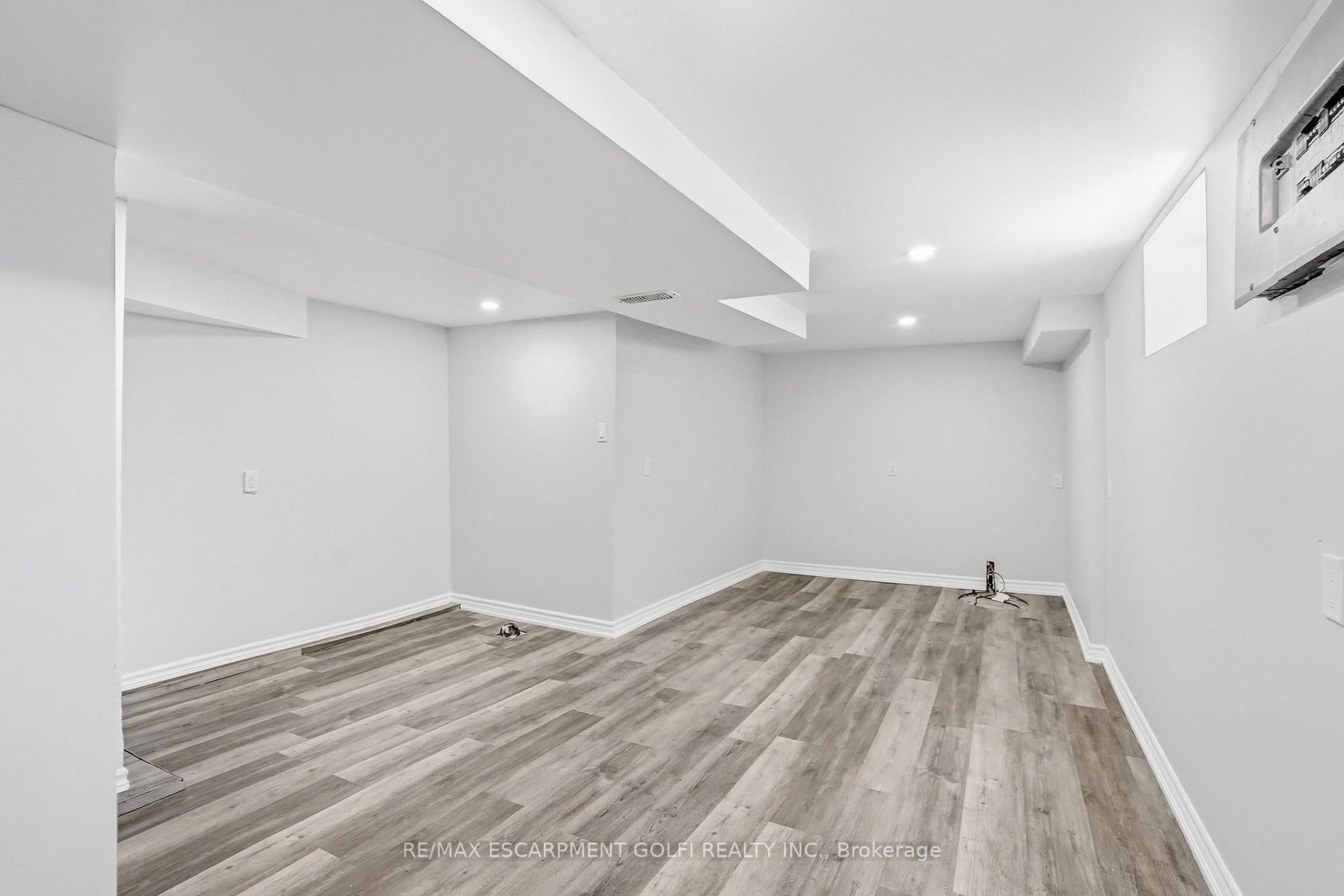 5671-5673 Desson Avenue - Photo 27